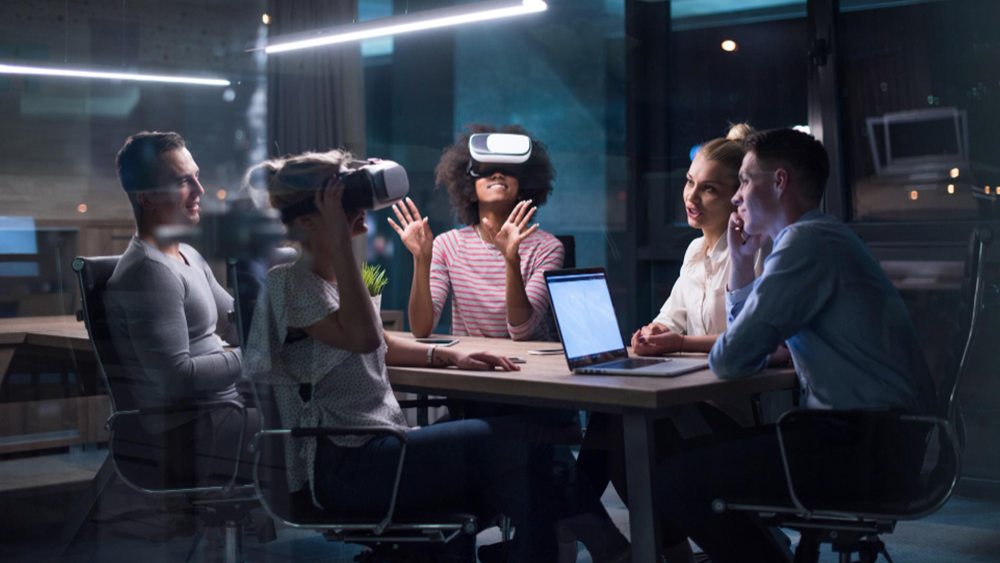 How Extra Talent Boosts Projects and Makes Your Tech Team Smarter?